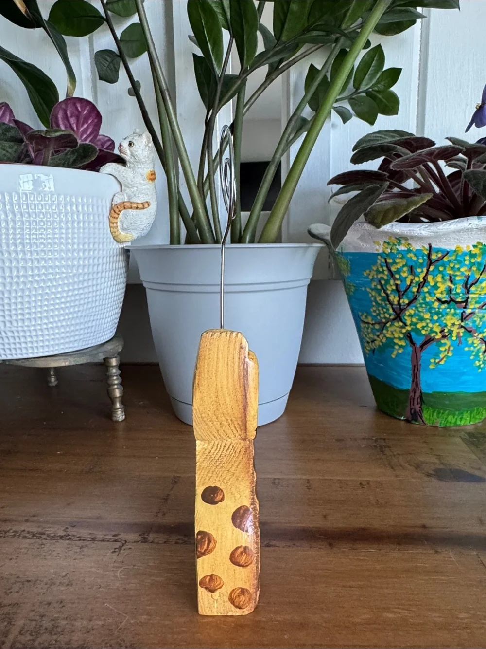 Handcrafted Yellow Giraffe Photo/Note Holder - Unknown Brand